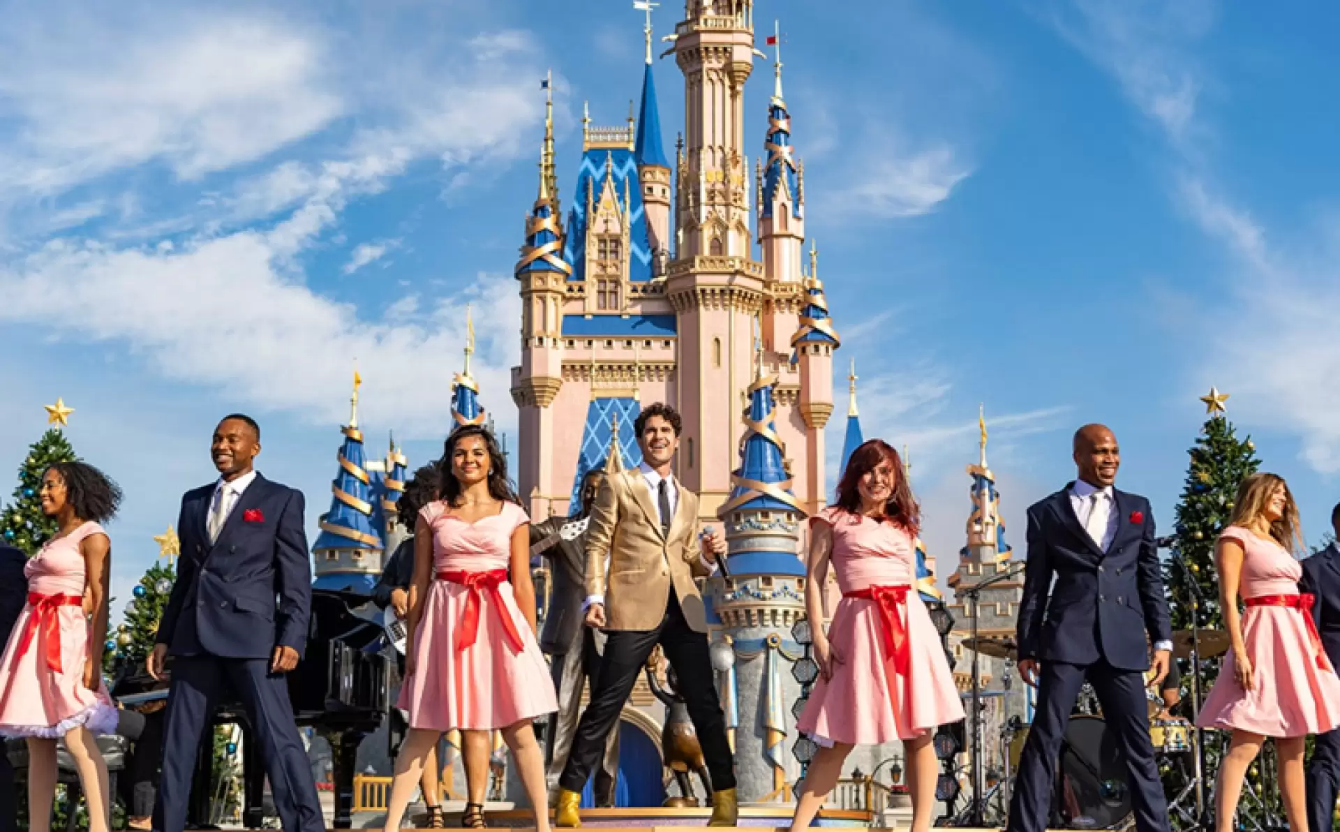 دانلود مراسم Disney Parks Magical Christmas Day Parade 2022