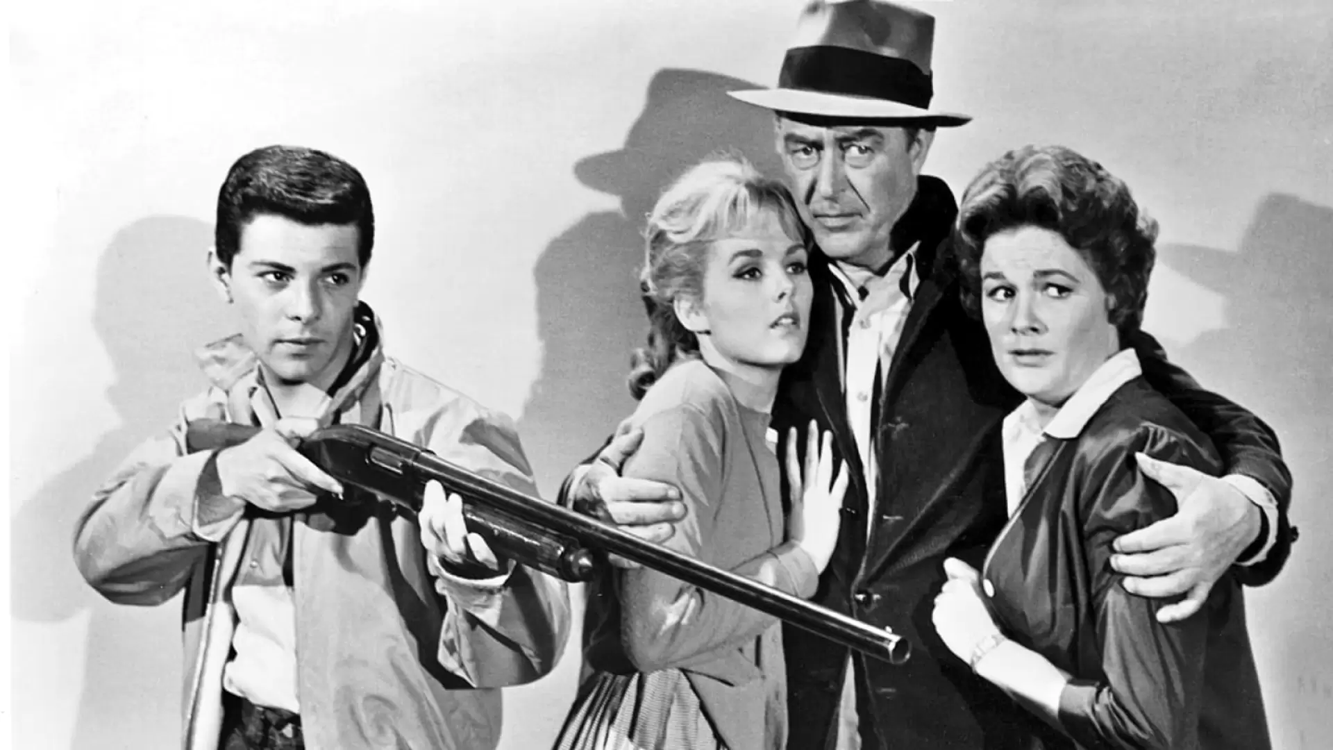 دانلود فیلم Panic in Year Zero! 1962 (وحشت در سال صفر!)