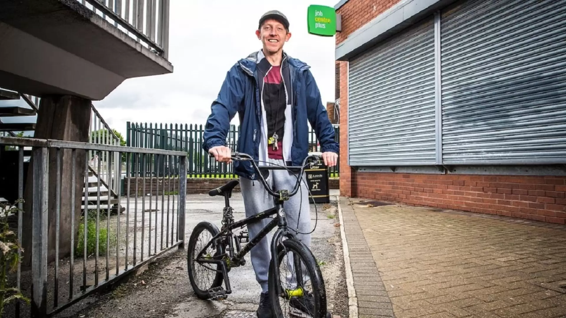 دانلود مستند The Yorkshire Jobcentre 2020