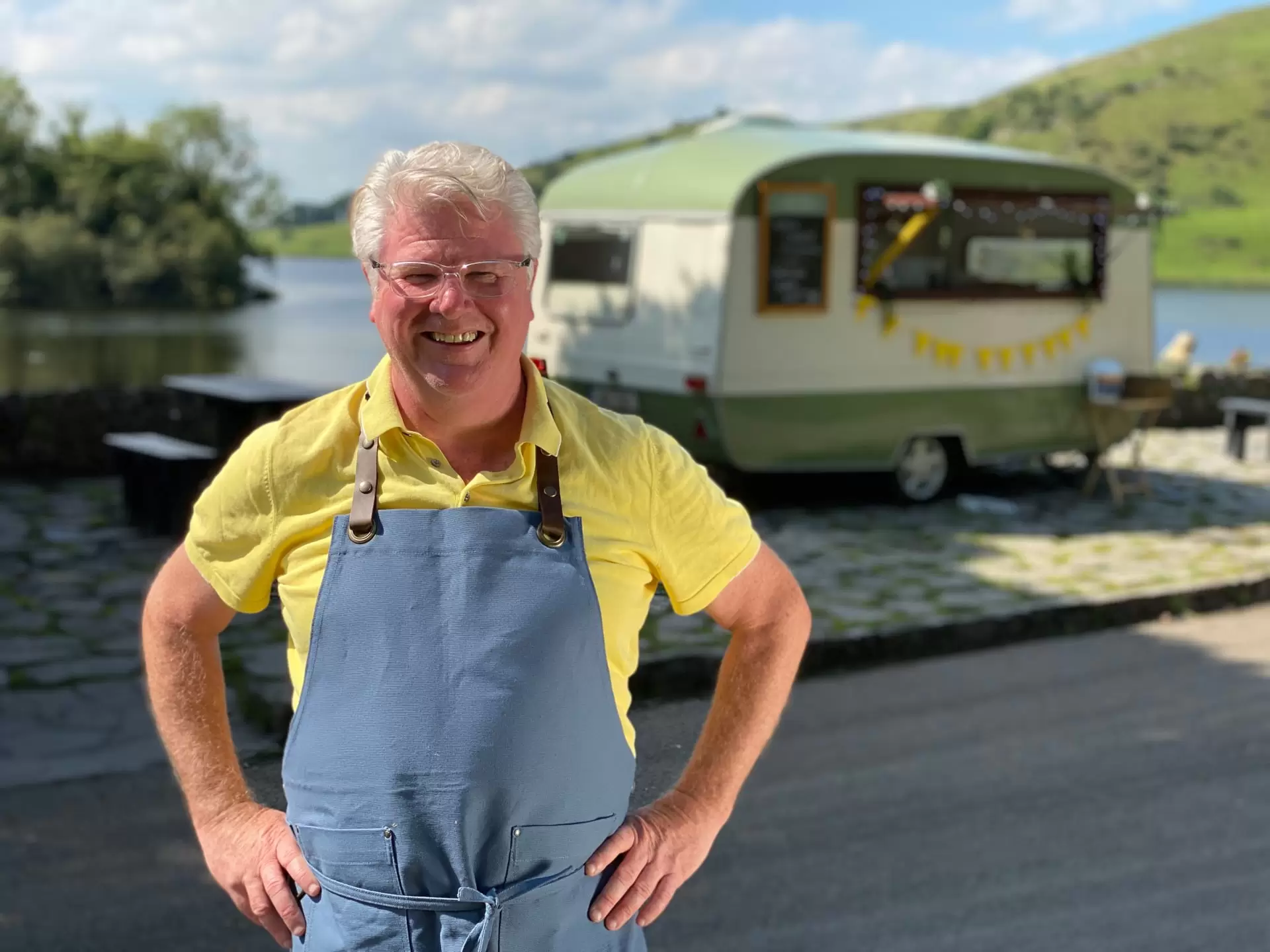 دانلود سریال Paul Flynn’s Footruck Favourites 2022