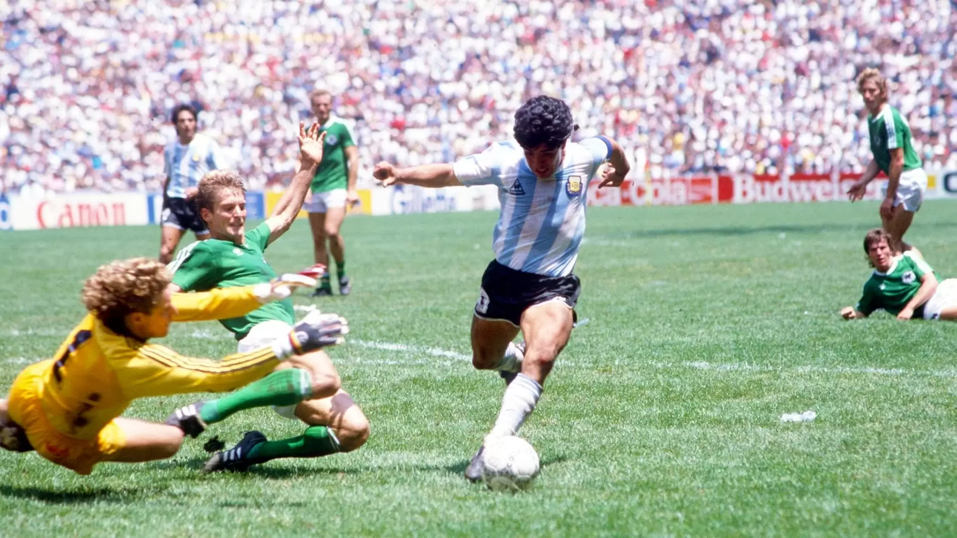دانلود مستند Hero: The Official Film of the 1986 FIFA World Cup 1986