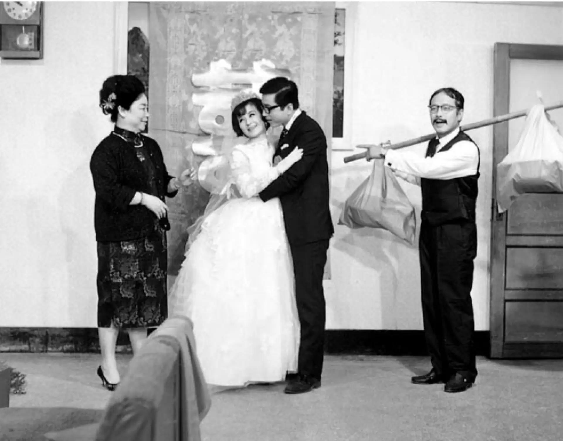 دانلود فیلم San ba xin niáng zhuàng zi xù 1967