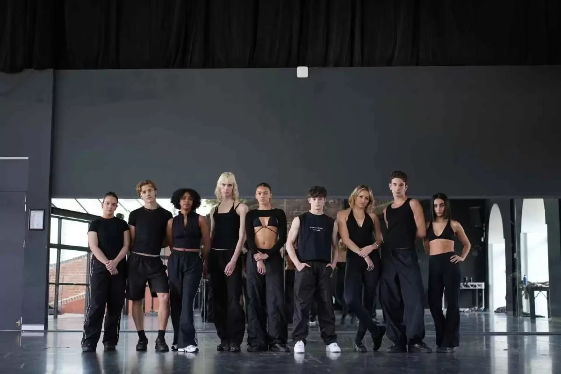 دانلود مستند Dance Life 2024 با تماشای آنلاین