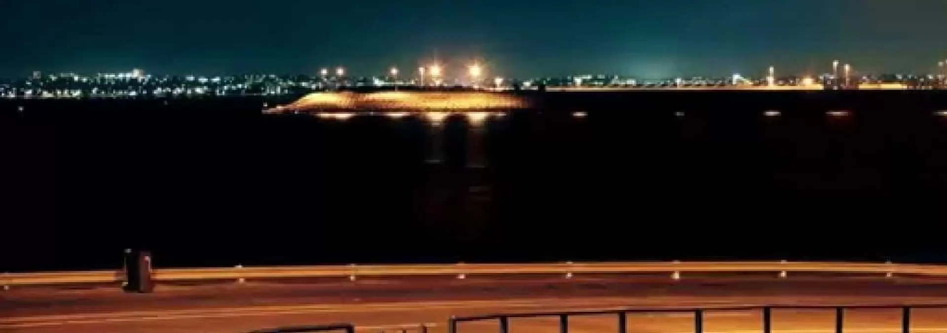 دانلود مستند Australien skies 2015