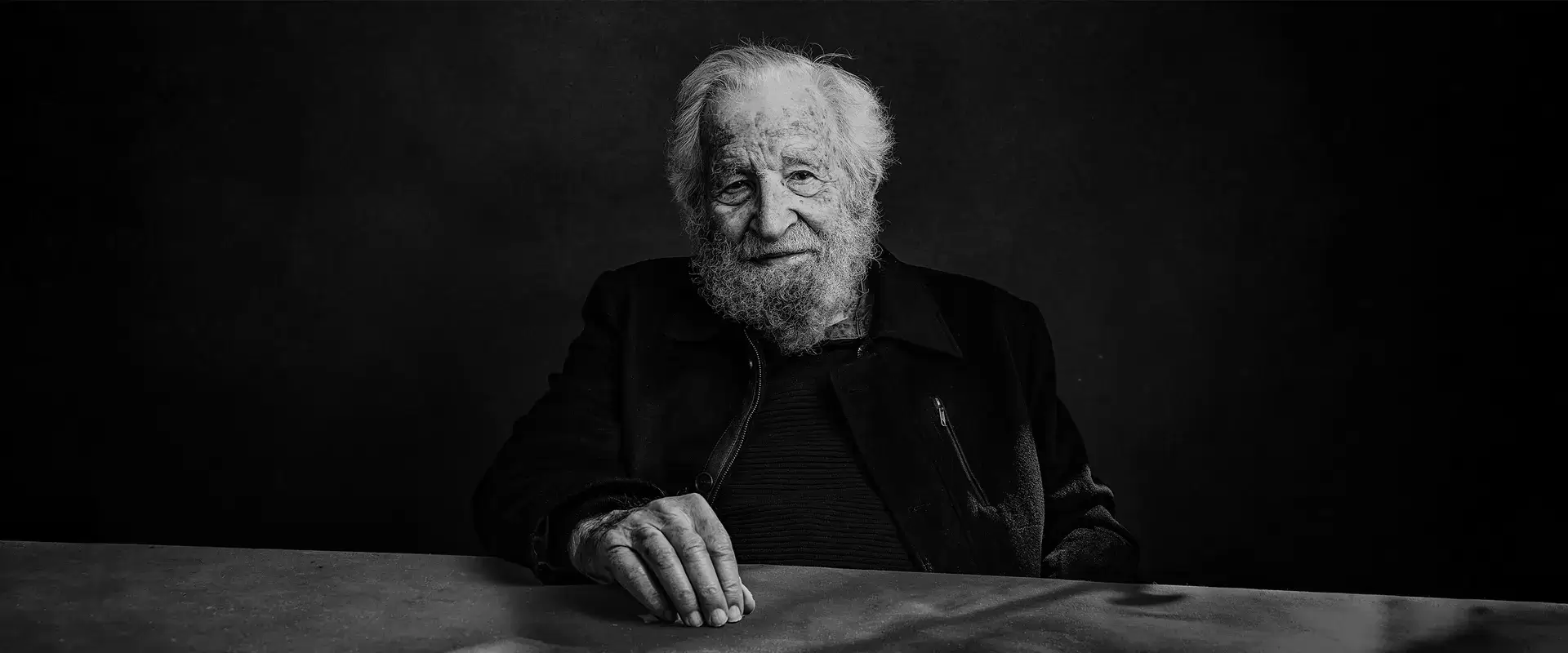 دانلود مستر‌کلاس MasterClass: Noam Chomsky Teaches Independent Thinking and Media’s Invisible Powers 2023 با زیرنویس فارسی و تماشای آنلاین
