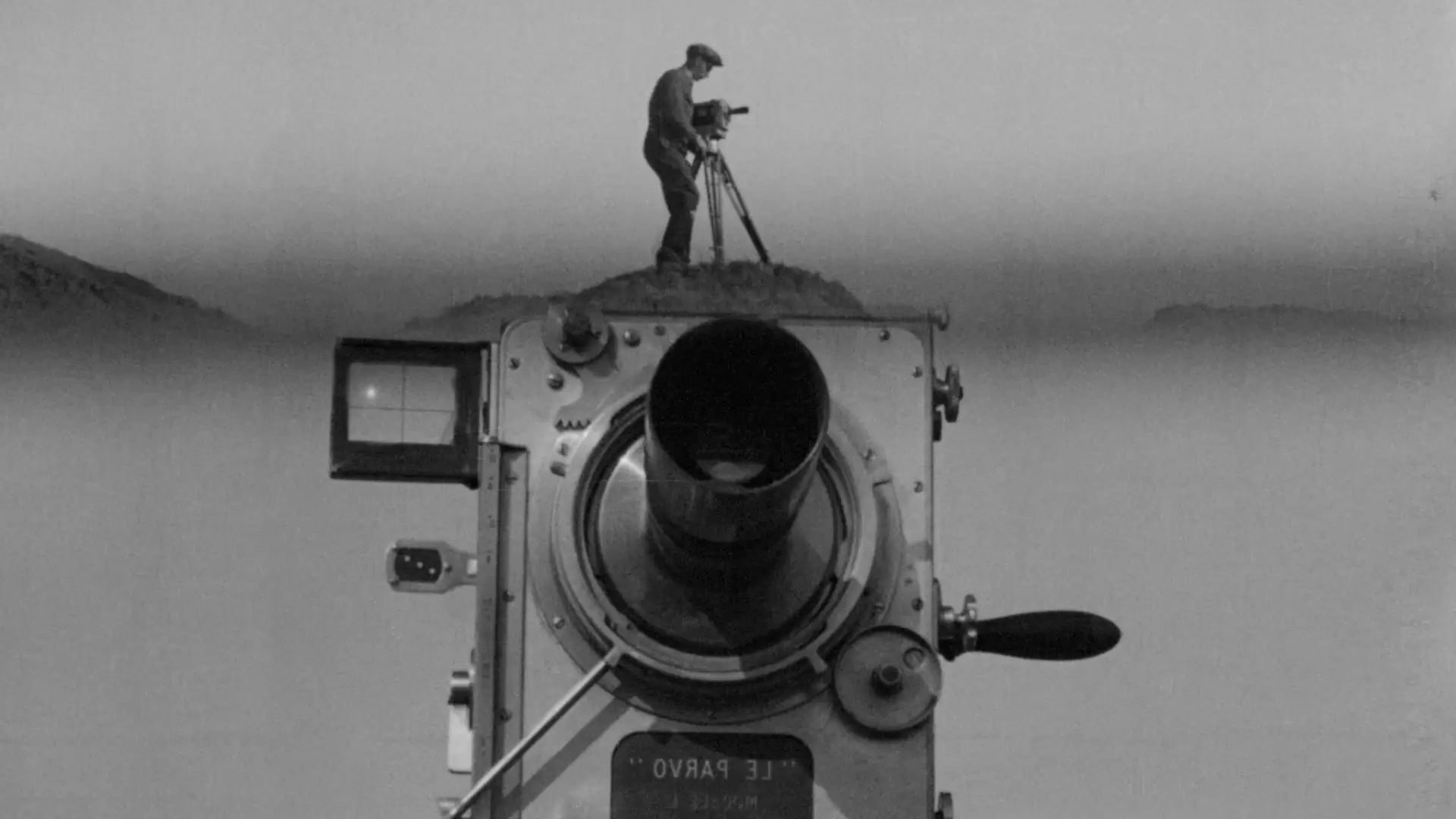 دانلود مستند Man with a Movie Camera 1929 با زیرنویس فارسی و تماشای آنلاین