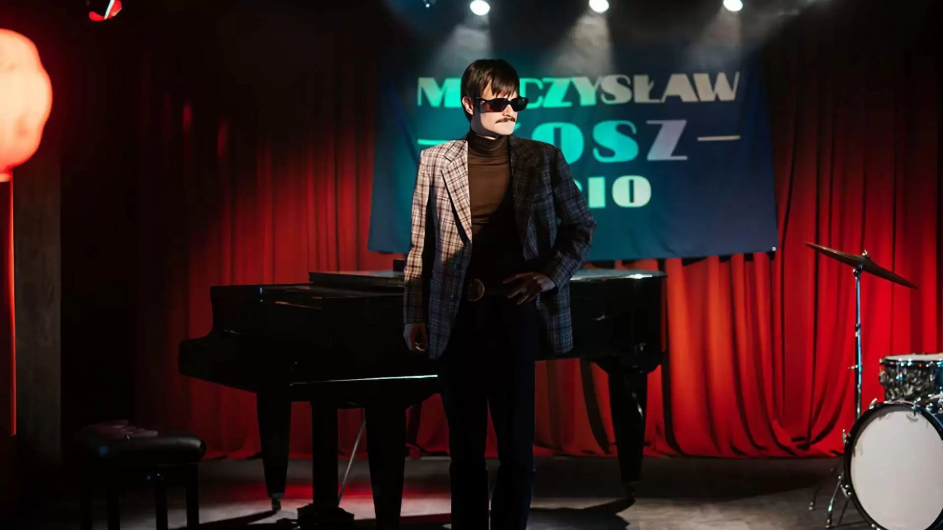 دانلود فیلم Icarus. The Legend of Mietek Kosz 2019