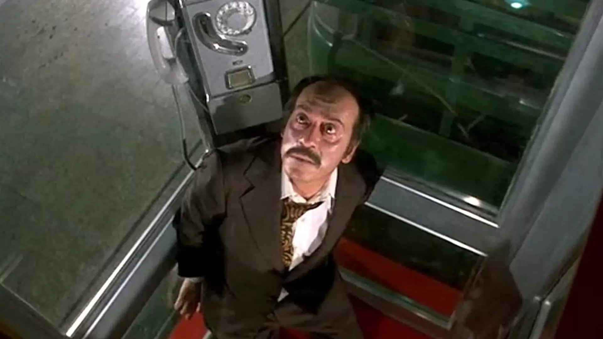 دانلود فیلم The Phone Box 1972 با زیرنویس فارسی