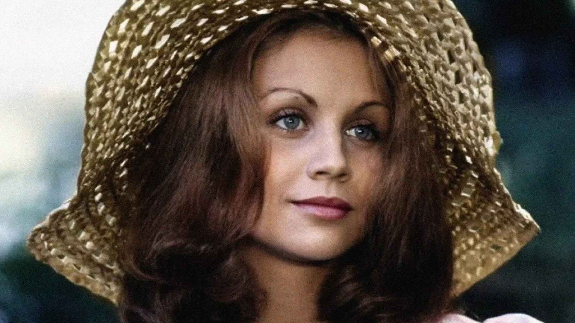 دانلود فیلم Faustine and the Beautiful Summer 1972