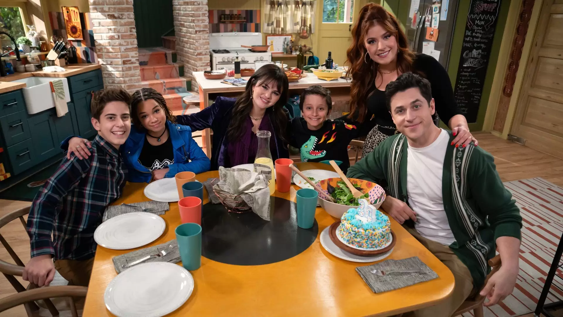 دانلود سریال Wizards Beyond Waverly Place 2024 (جادوگران محله های فراتر از ویورلی) با تماشای آنلاین