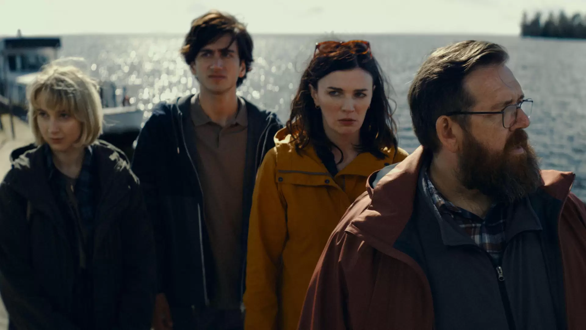 دانلود فیلم Get Away 2024 با تماشای آنلاین