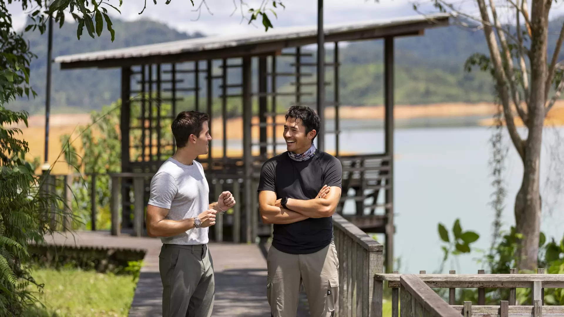 دانلود مستند No Taste Like Home with Antoni Porowski 2025 با تماشای آنلاین