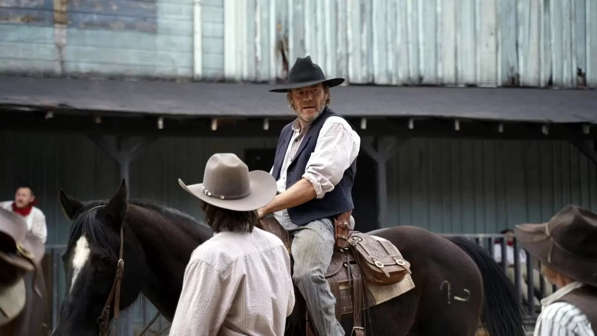 دانلود فیلم Gunslingers 2025 با زیرنویس فارسی و تماشای آنلاین