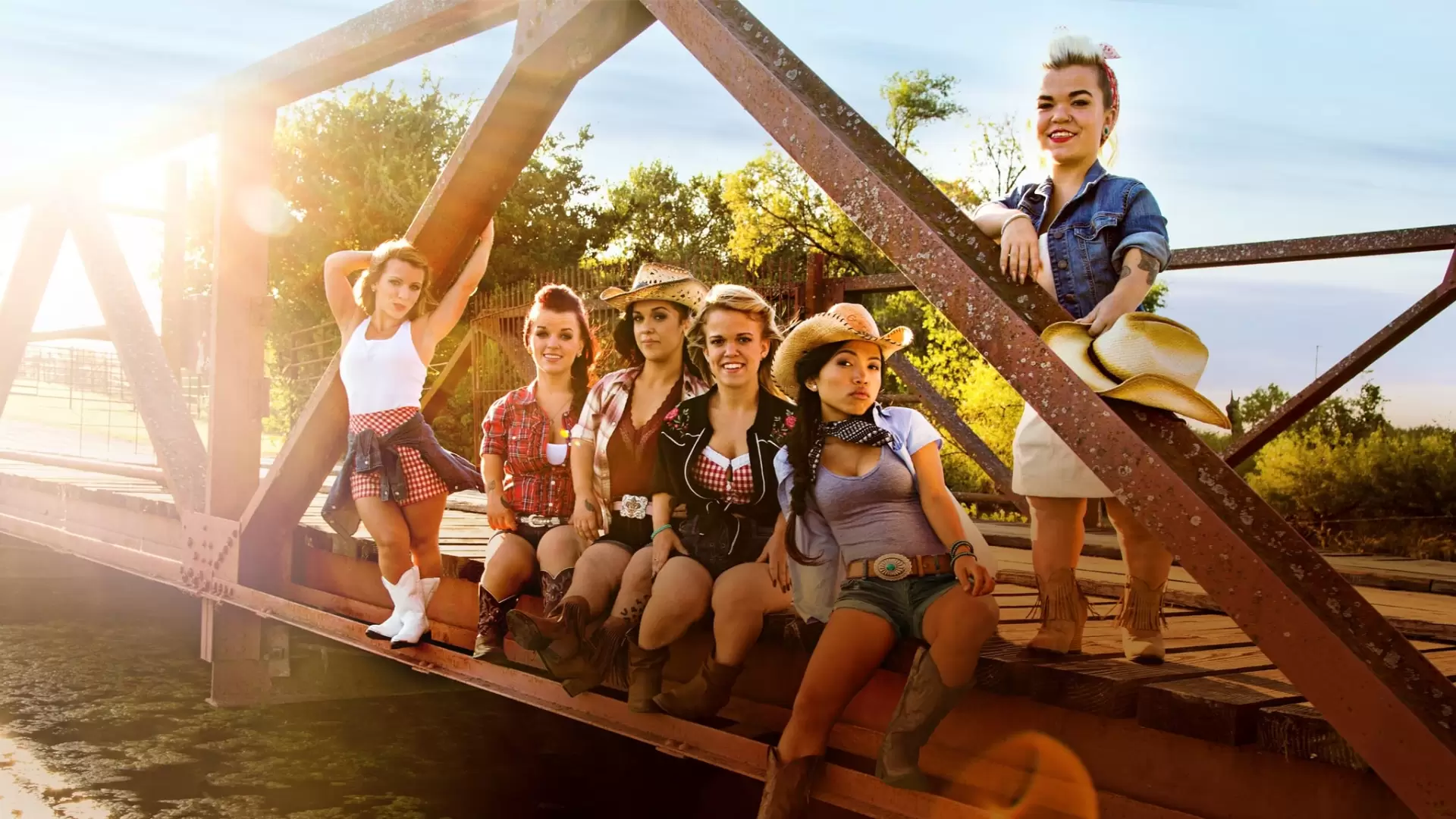 دانلود سریال Little Women: Dallas 2016