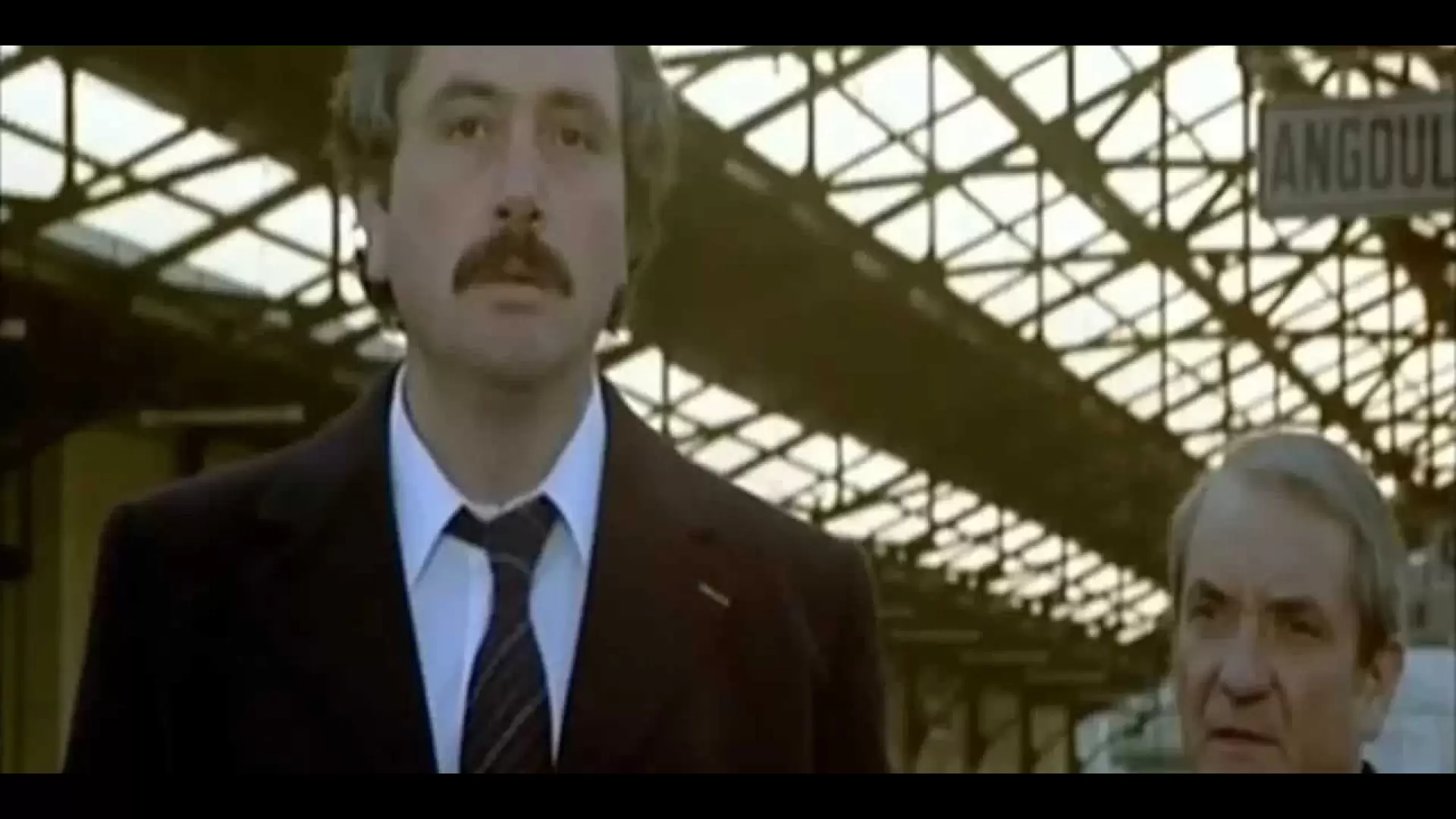 دانلود فیلم Un si joli village… 1979