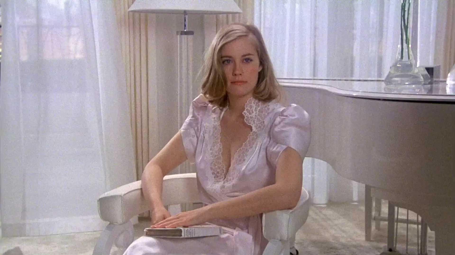 دانلود فیلم At Long Last Love 1975