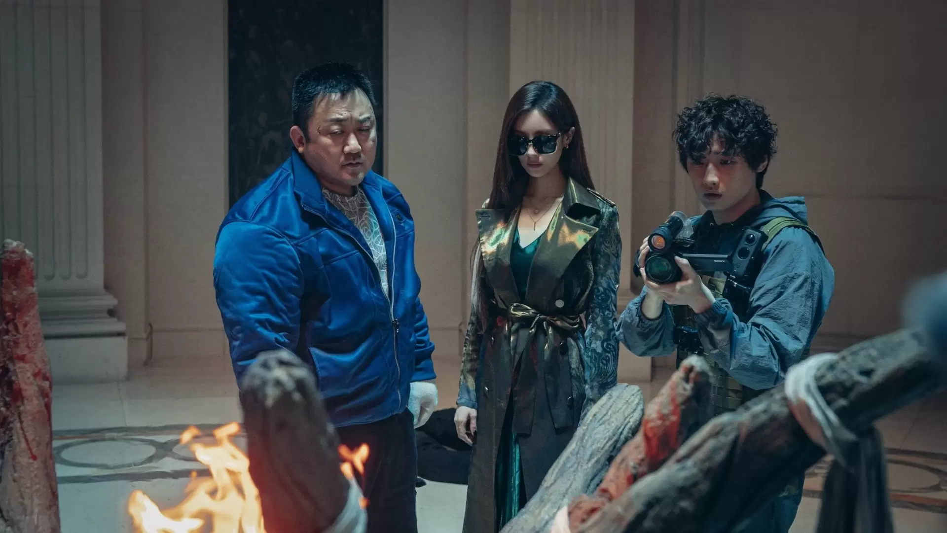 دانلود فیلم Holy Night: Demon Hunters 2025 با تماشای آنلاین