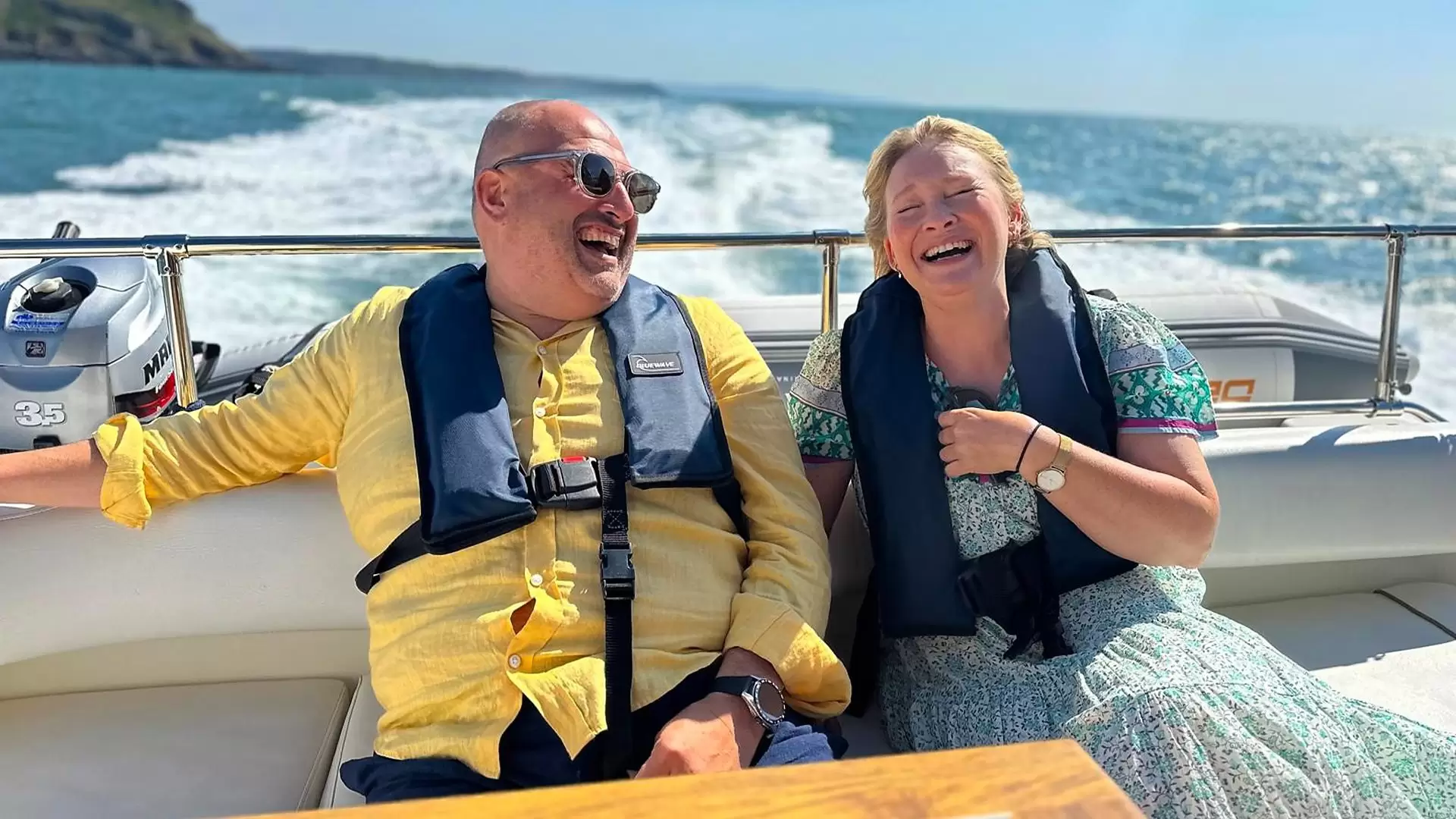 دانلود مستند Wynne & Joanna: All at Sea 2025