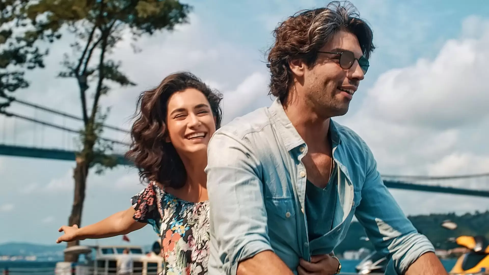 دانلود فیلم Her Sey Asktan 2016