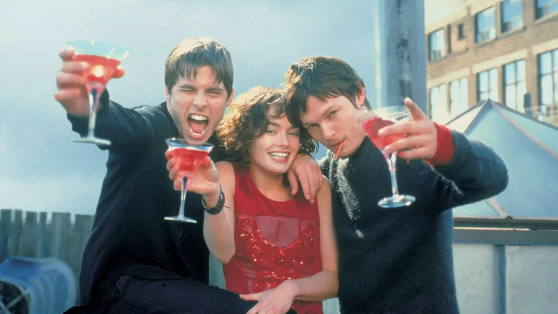 دانلود فیلم Gossip 2000