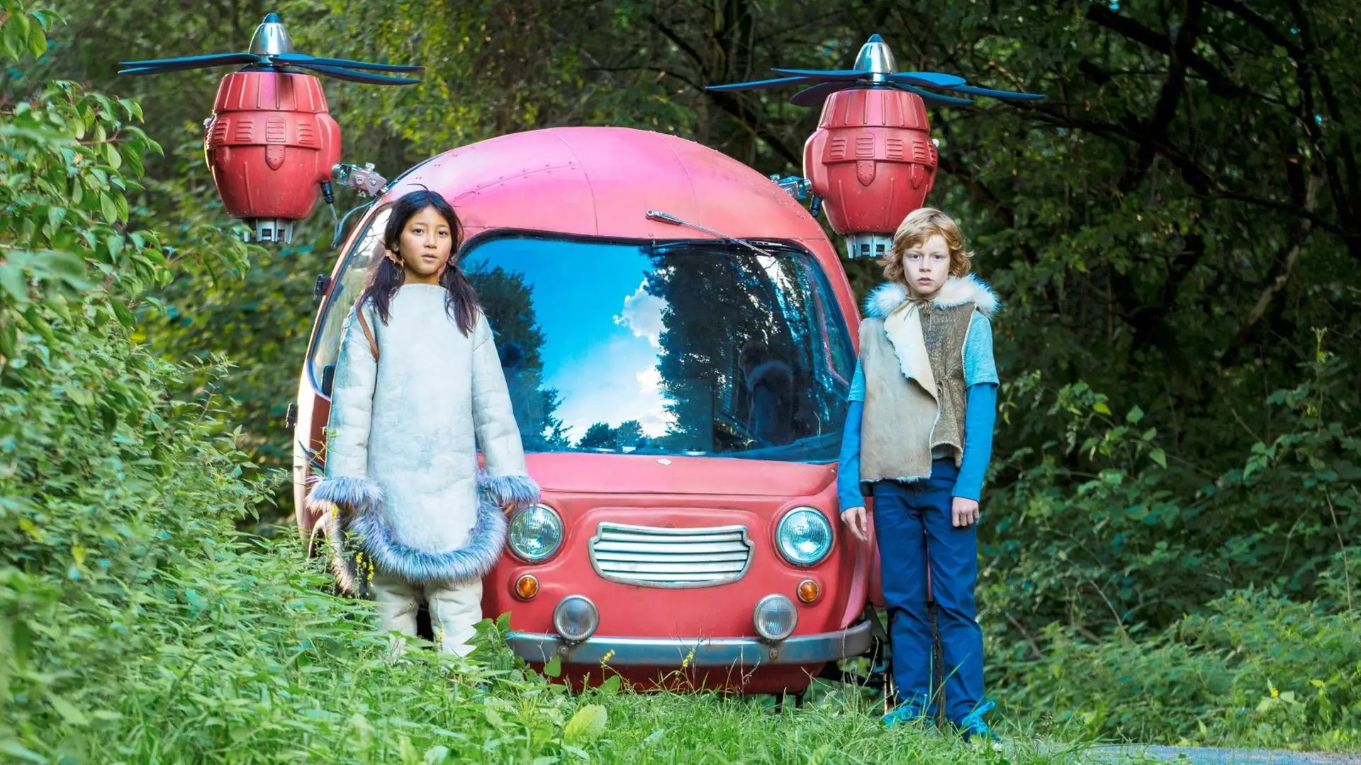 دانلود فیلم Robbi, Tobbi und das Fliewatüüt 2016