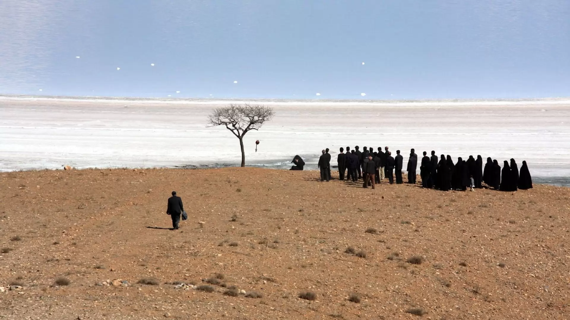 دانلود فیلم The White Meadows 2009 (کشتزارهای سفید)
