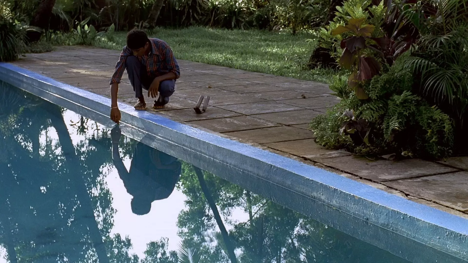 دانلود فیلم The Pool 2007