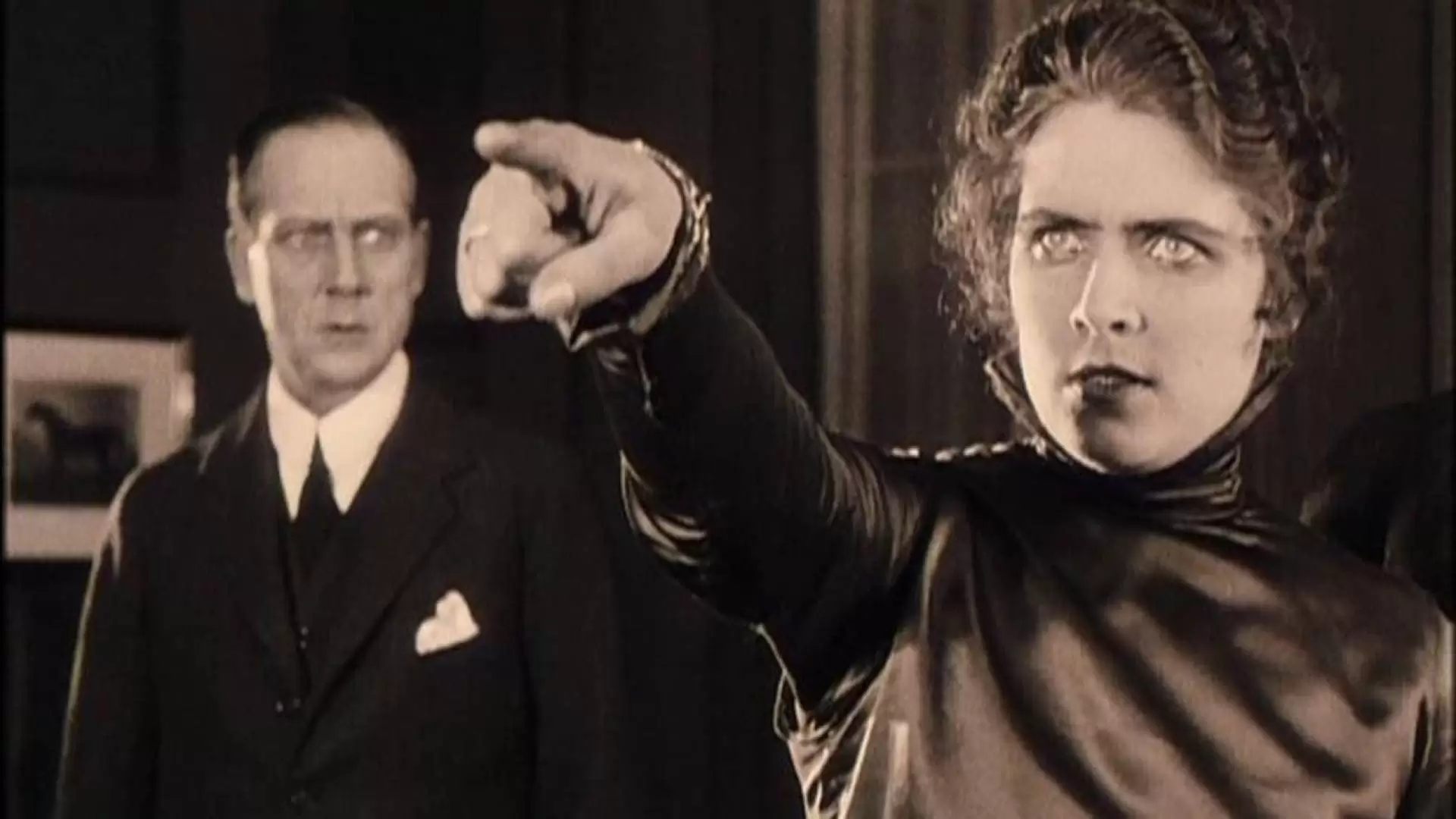 دانلود فیلم The Haunted Castle 1921