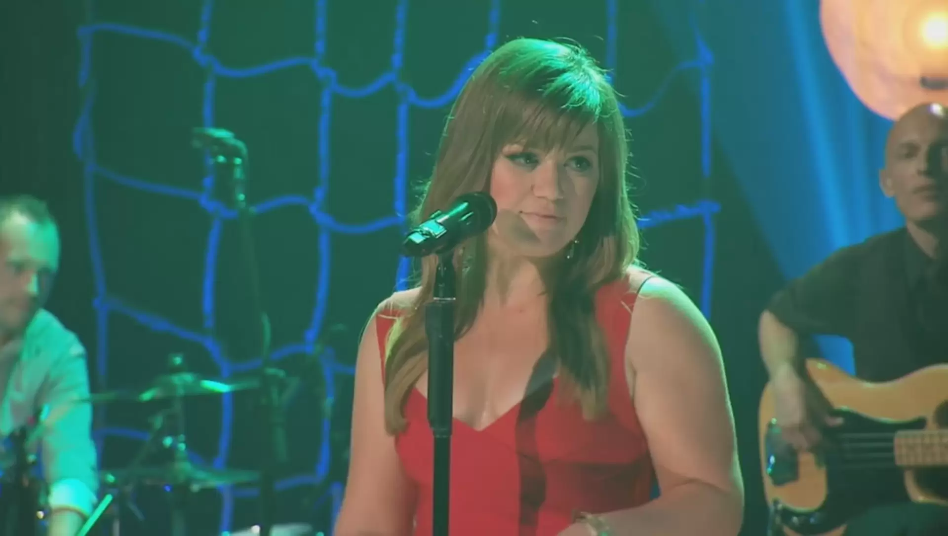 دانلود کنسرت Kelly Clarkson – VH1 Unplugged 2011