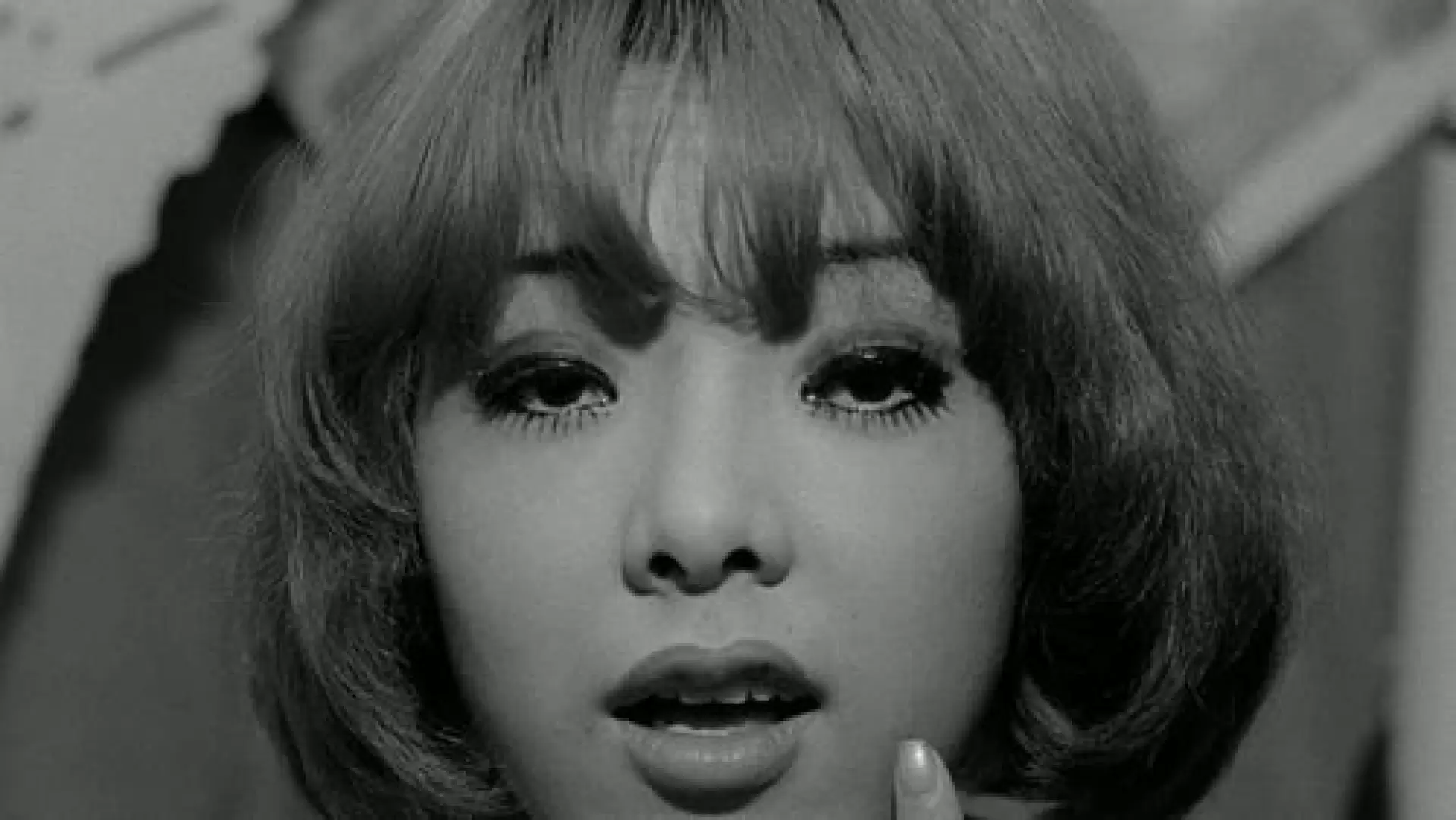 دانلود فیلم Funeral Parade of Roses 1969 با زیرنویس فارسی و تماشای آنلاین
