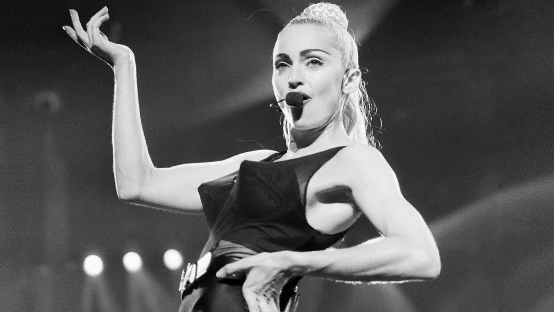 دانلود فیلم Madonna: Blond Ambition World Tour Live 1990