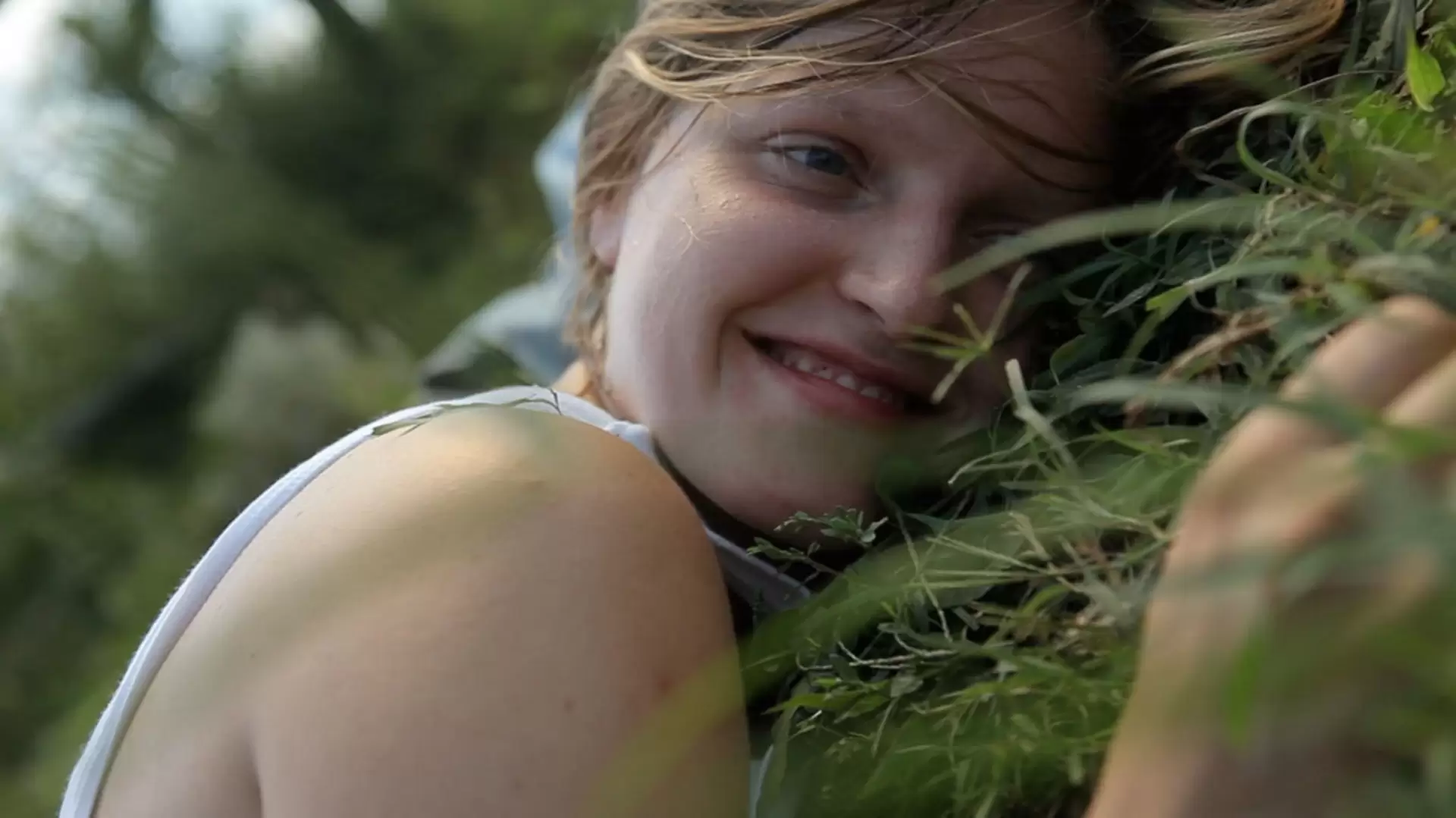 دانلود فیلم Thou Wast Mild and Lovely 2014