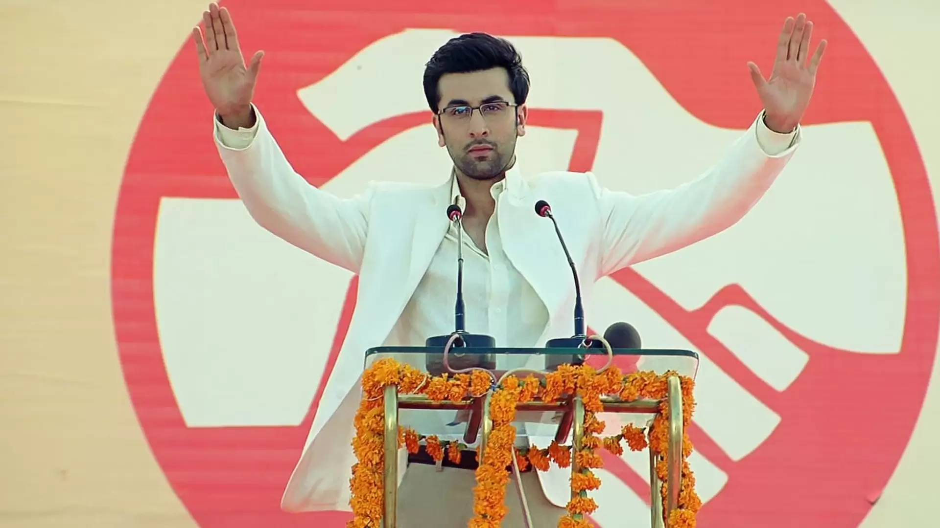 دانلود فیلم Raajneeti 2010 (راجنیتی) با زیرنویس فارسی