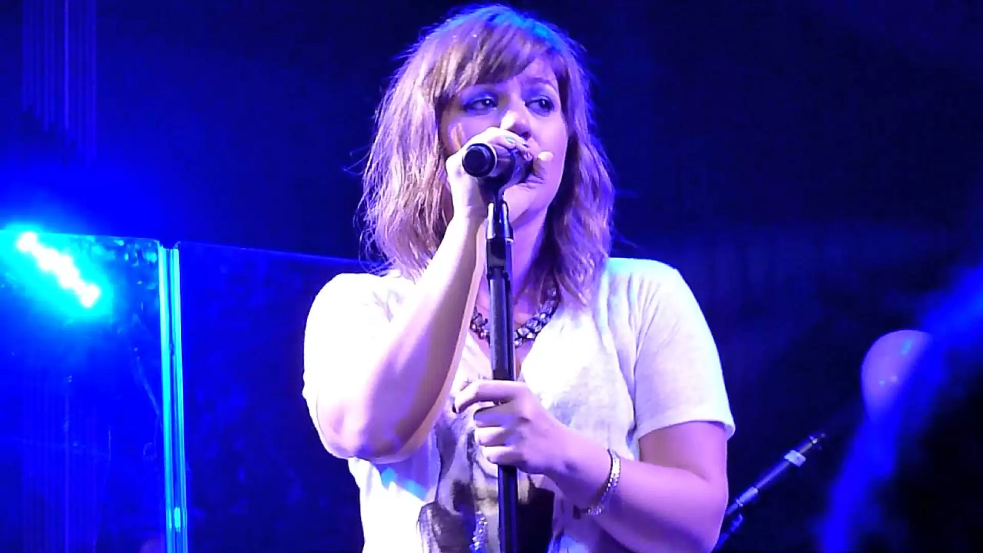 دانلود کنسرت Kelly Clarkson Live From the Troubadour 2011