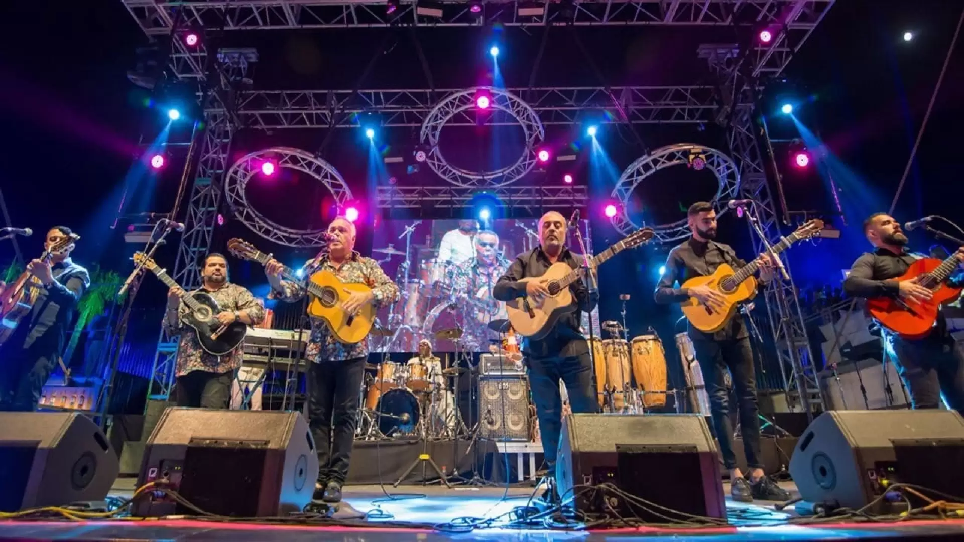 دانلود کنسرت Gipsy Kings – Live at Kenwood House in London 2007