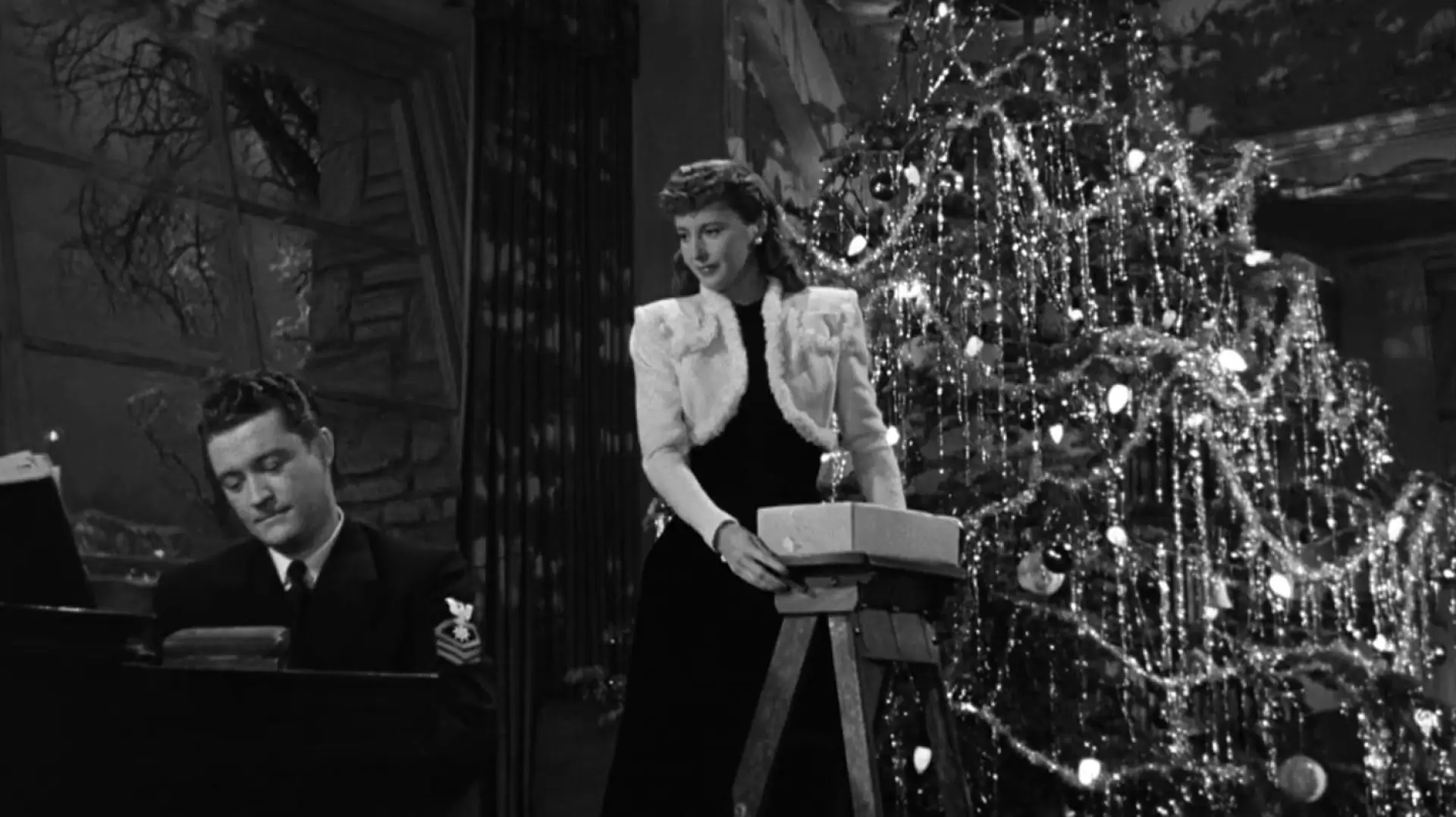دانلود فیلم Christmas in Connecticut 1945 (کریسمس در کنتیکت) با زیرنویس فارسی