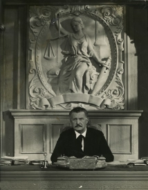 دانلود فیلم Zárt tárgyalás 1940